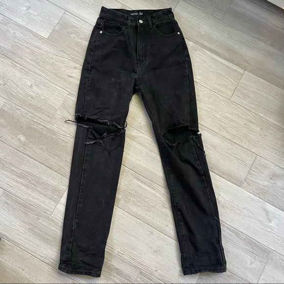 Nasty Gal Women’s Ripped Straight Leg Mom Jeans, Size 2 - Picture 2 of 3